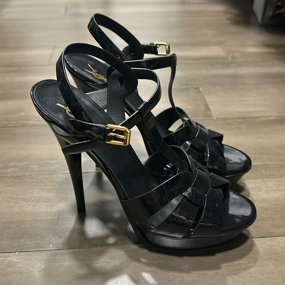 YSL Tribute Platform Sandals in Patent Leather